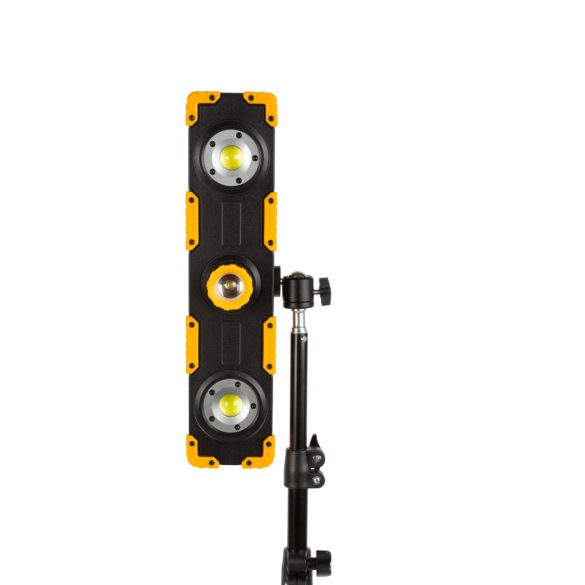 LED reflektor - akkumulátoros, dimmerelhető, fókuszálható - 1500 lumen 18649