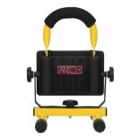 Újratölthető LED fényvető, hordozható 10W