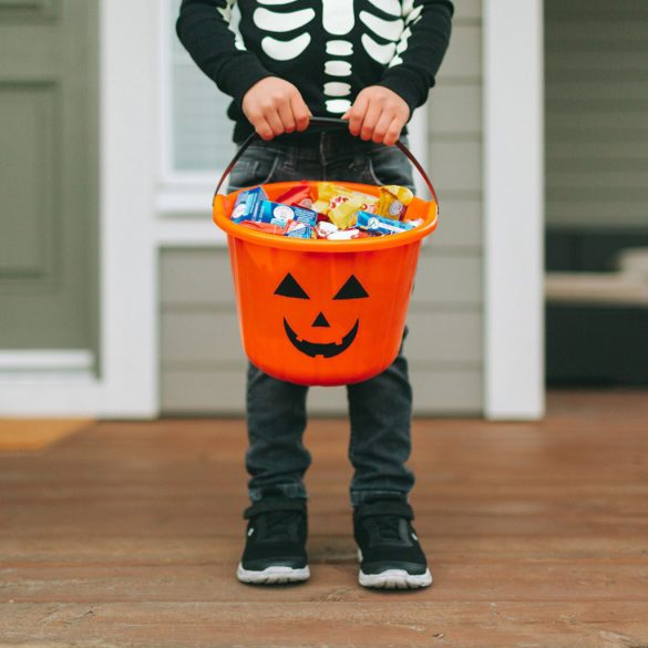 Halloween-i műanyag vödör - tök mintás - 20 x 15 cm 58115